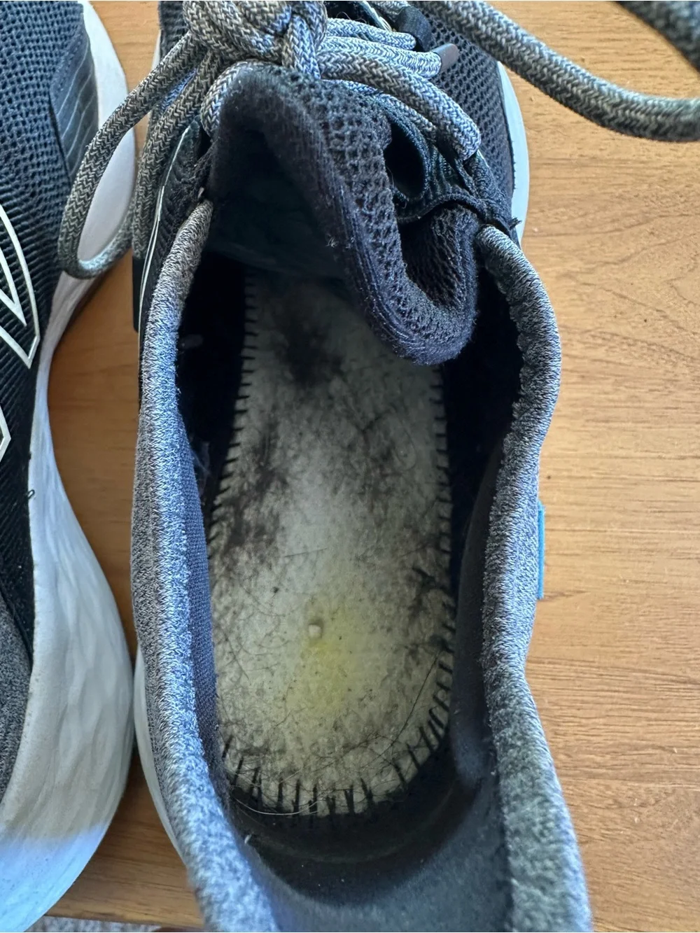 New Balance Black & Gray Running Sneakers